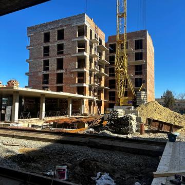 Польова вул., (Будинок 2)