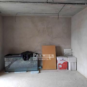 Академіка Сахарова вул., 16