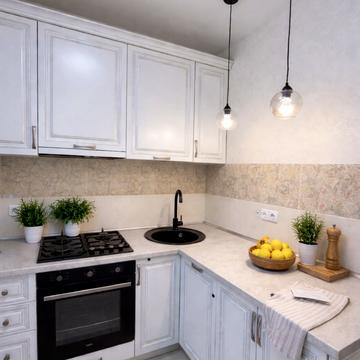 Молодіжна вул., 3