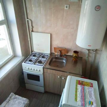 Мілютенка вул., 11-Б