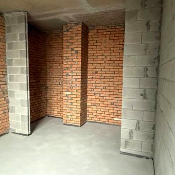 Василя Тютюнника вул. (Анрі Барбюса), 39