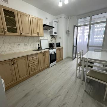 Тролейбусна вул., 110