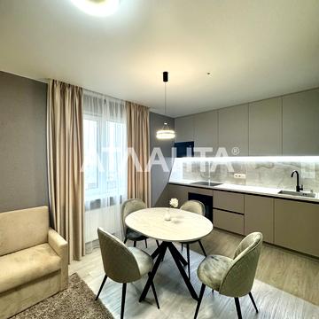 Літературна вул., 10-Б