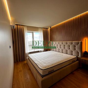 Васильківська вул., 76