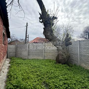 Черкаська вул., 41