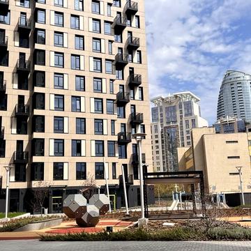 Василя Тютюнника вул. (Анрі Барбюса), (Будинок 3)