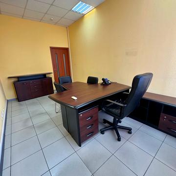 Лесі Українки бульв., 34