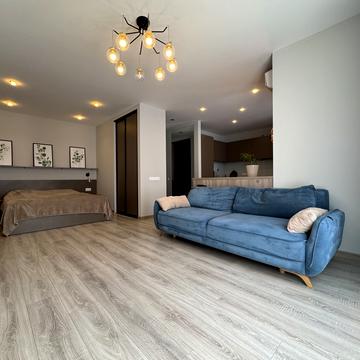 Набережна Перемоги вул., 42