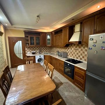 Плугова вул., 2