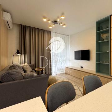 Предславинська вул., 42