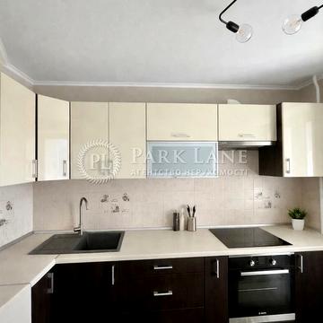 Валерія Лобановського просп. (Червонозоряний), 14