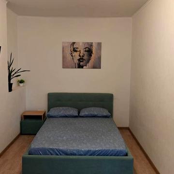 Уляни Кравченко вул., 8