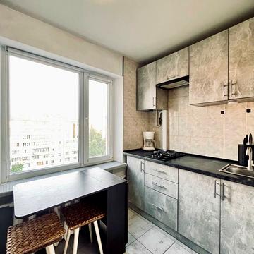 Олександра Махова вул. (Жолудєва), 8-А