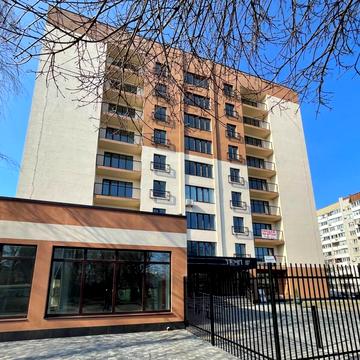 Юрія Іллєнка вул. (Горького), 4