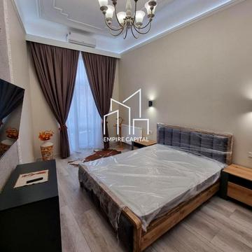 Хотинська вул., 2