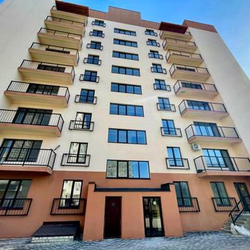 Юрія Іллєнка вул. (Горького), 4