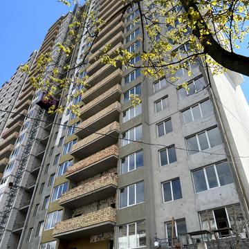 Героїв Крут вул. (Валентини Терешкової), (Будинок)