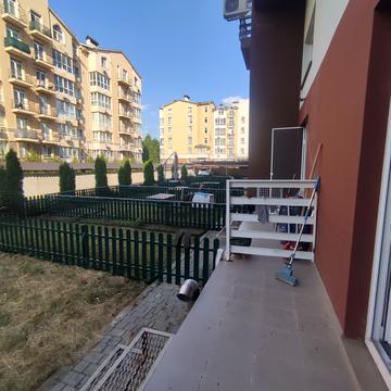 Владислава Бувалкіна вул., (Будинок 3)
