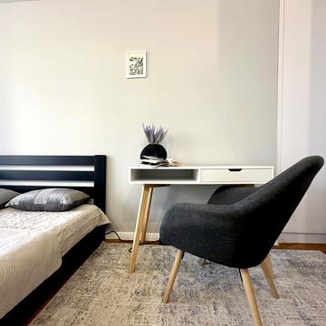 Марії Приймаченко бульв. (Академіка Ліхачова), 7