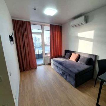 Василя Стуса вул., 35-А