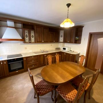 Голосіївська вул., 13-А