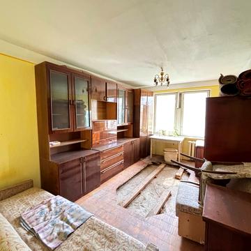 Олександра Довженка вул., 5