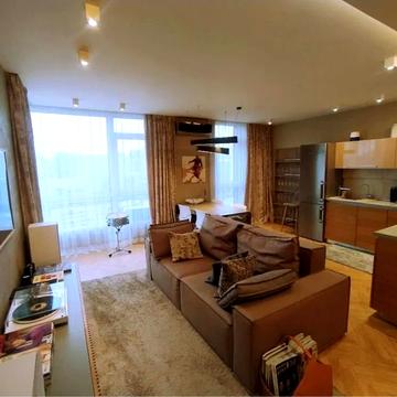 Предславинська вул., 53