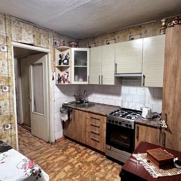 Чорновола вул., 132