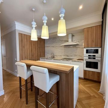 Андрія Верхогляда вул. (Михайла Драгомирова), 16