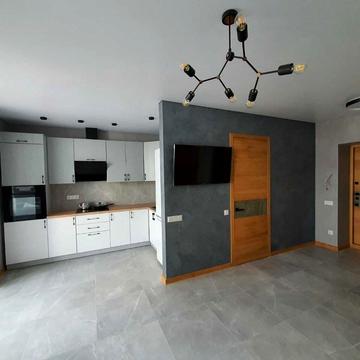 Льва Ландау просп. (50-річчя СРСР), 52-Л