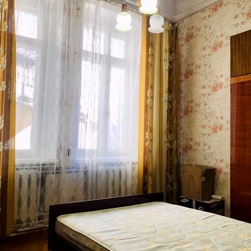 Ніжинська вул., 58