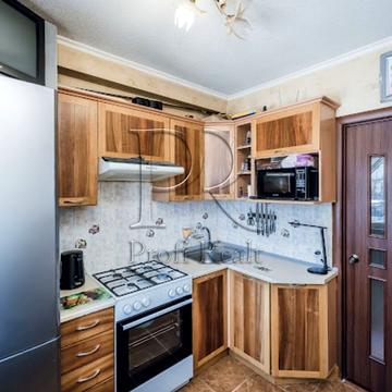 Вифлеємська вул. (Академіка Шліхтера), 12