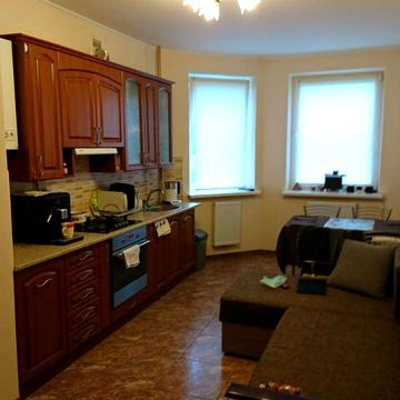 Малоголосківська вул., 8д