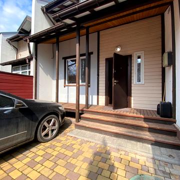 Михайла Грушевського просп.