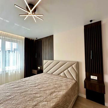 Білогірська вул., (Будинок)