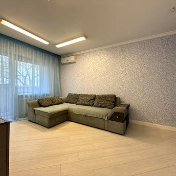 Автозаводська вул., 43