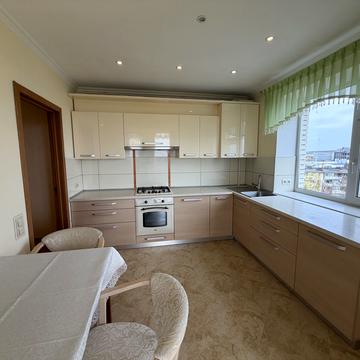 Миру просп., 84/2а