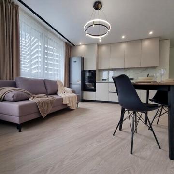 Дніпровська набережна вул., 15-Д