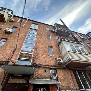 Старокозацька вул. (Комсомольська), 52-А