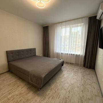 Сімейна вул., 4