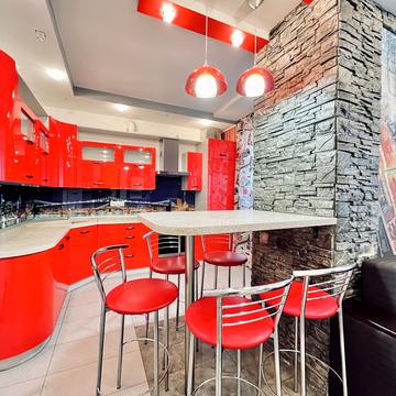 Вишнева вул., 1