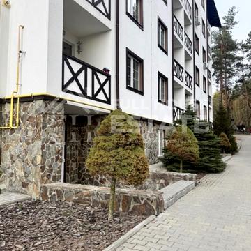 Придорожна вул., 2