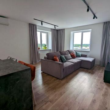 Івана Пулюя вул., 40/15