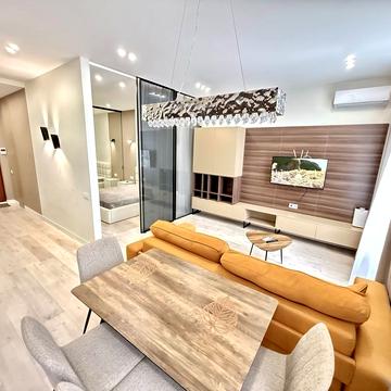 Жилянська вул., 68