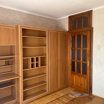 Миколи Лаврухіна вул., 11