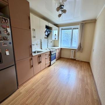 Генерала Олекси Алмазова вул. (Генерала Карпенка), 40