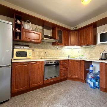 Федора Ернста вул., 2