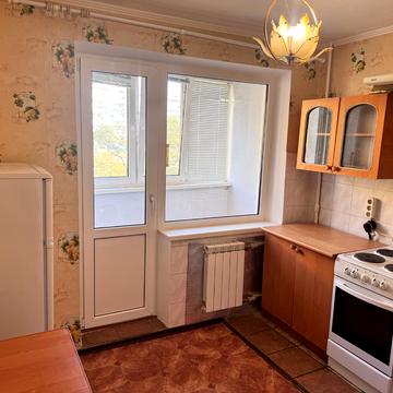 Оболонський просп., 9