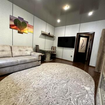 Уласа Самчука вул. (улица Пархоменко), 13