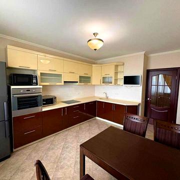 Голосіївська вул., 13-Б